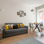 Solari Apartment, Milan Fashion Street
