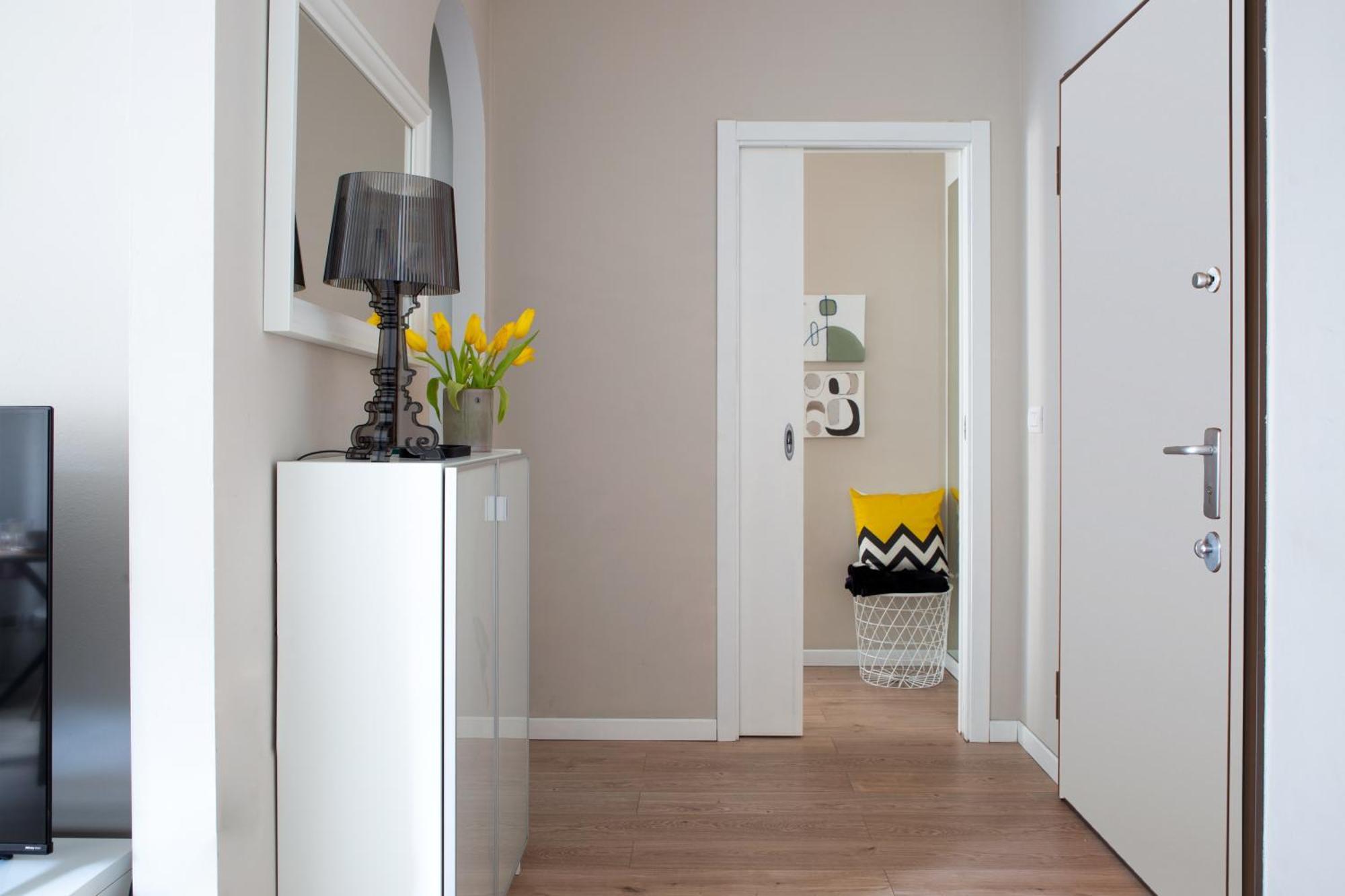 Solari Apartment, Fashion Street Apartment